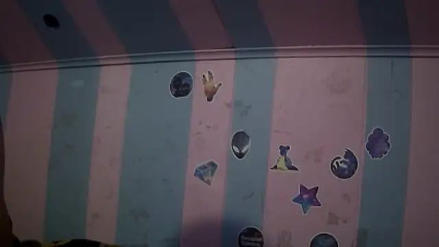 crikeycock online show from 16, 4, 2026