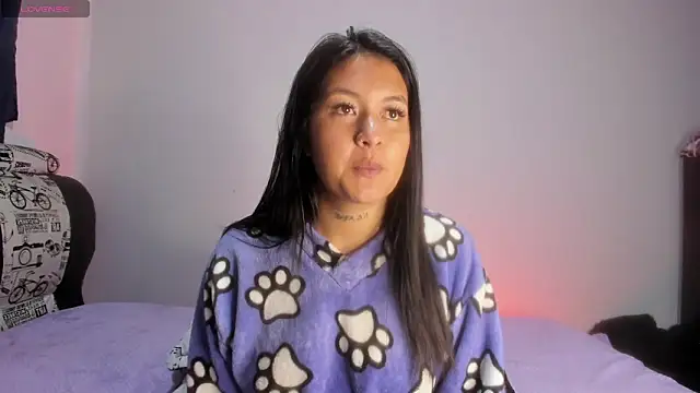 Sharlottee   online show from 9, 2, 2026