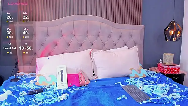 Noa 03 online show from 13, 3, 2026