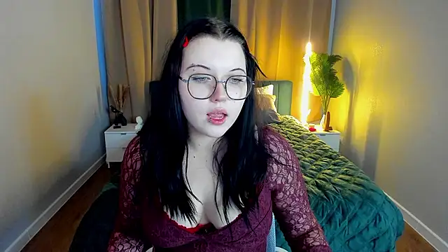 Kira G0ld online show from 5, 3, 2026