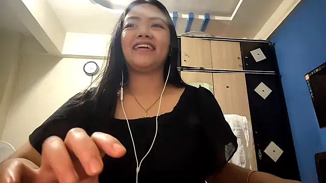 AntoninaDamewood online show from 17, 2, 2026