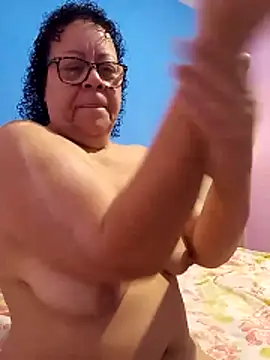 Snapshot of Luach chatting on 12, 2, 2026 Luach online show from 12, 2, 2026