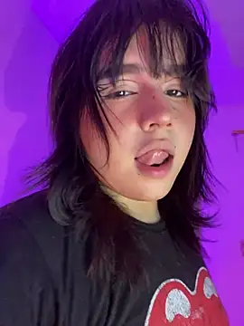 Daniellesins1 online show from 17, 5, 2026