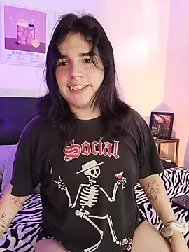Daniellesins1 online show from 12, 7, 2026