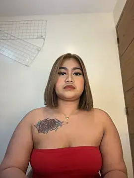 Snapshot of vien_pussy69 chatting on 7, 6, 2026 vien pussy69 online show from 7, 6, 2026