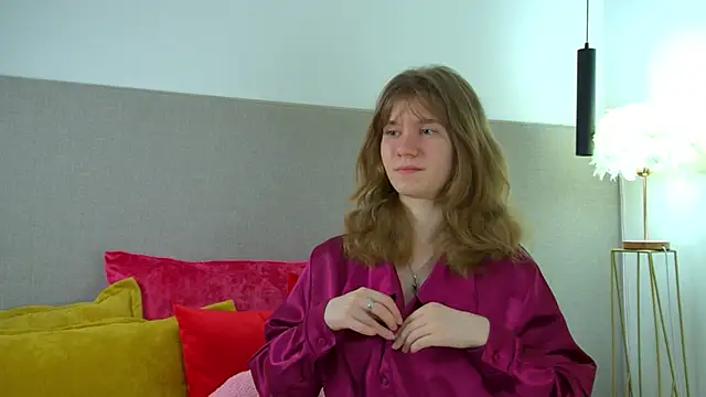 Snapshot of MilaMaelis chatting on 15, 3, 2026 MilaMaelis online show from 15, 3, 2026