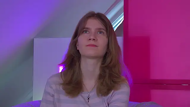 Snapshot of MilaMaelis chatting on 15, 4, 2026 MilaMaelis online show from 15, 4, 2026