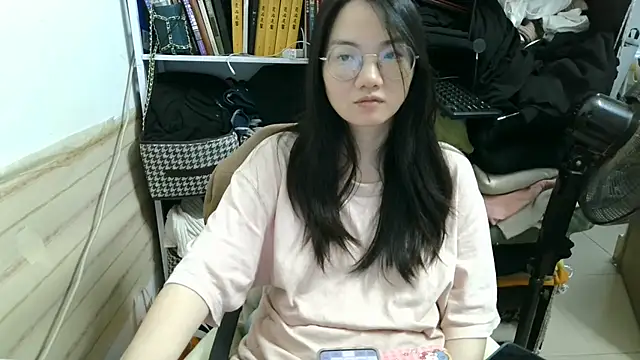 xiaoxiaowan11 online show from 10, 4, 2026