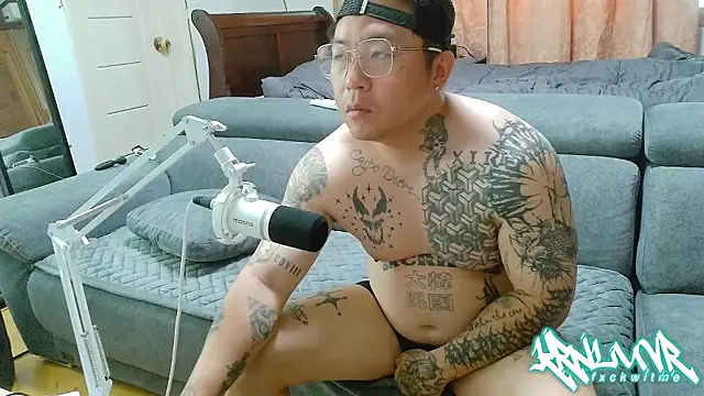 Snapshot of fxckuno chatting on 8, 6, 2026 fxckuno online show from 8, 6, 2026