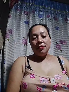 Snapshot of May_Bombs chatting on 27, 2, 2026 May Bombs online show from 27, 2, 2026