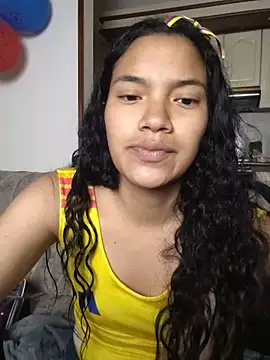 Snapshot of Julieta_Parker chatting on 30, 6, 2026 Julieta Parker online show from 30, 6, 2026
