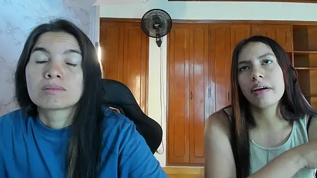 Snapshot of Emily_and_Soffy chatting on 11, 2, 2026 Emily and Soffy online show from 11, 2, 2026