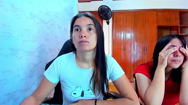 Emily and Soffy online show from 31, 3, 2026