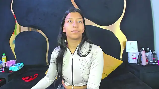 Vaneline2 online show from 11, 7, 2026