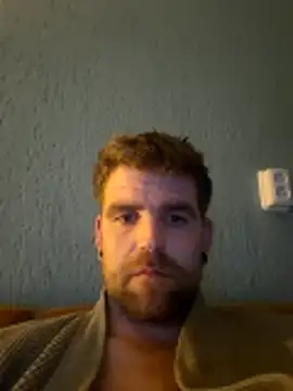 Snapshot of Bashard chatting on 4, 3, 2026 Bashard online show from 4, 3, 2026