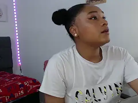 latin riahnna jp online show from 3, 3, 2026