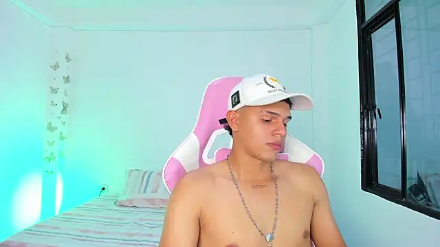 Snapshot of Adrian_Prime_ chatting on 4, 2, 2026 Adrian Prime online show from 4, 2, 2026