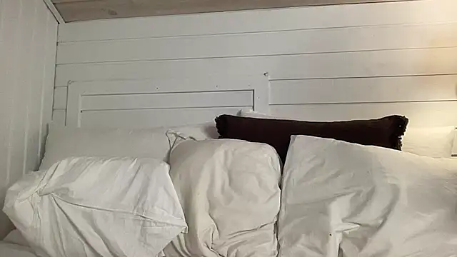 NoahhSkye online show from 9, 2, 2026