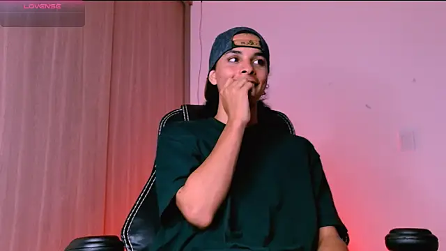 Snapshot of Dann-Winner chatting on 25, 2, 2026 Dann-Winner online show from 25, 2, 2026