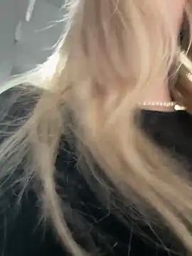 blonde exe online show from 18, 5, 2026