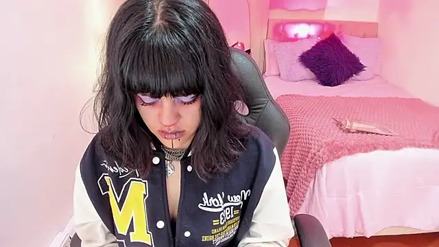 Nahemot sadish online show from 27, 2, 2026