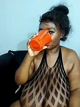 MissConniexxx online show from 27, 2, 2026