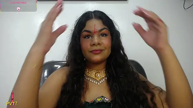 yaazhinii online show from 22, 5, 2026