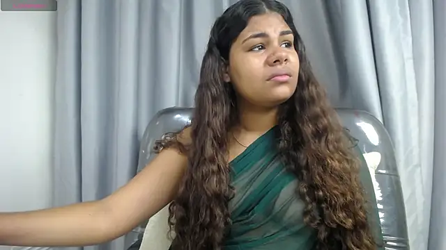 yaazhinii online show from 2, 6, 2026