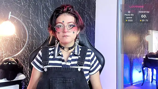 YuuMiko online show from 8, 4, 2026