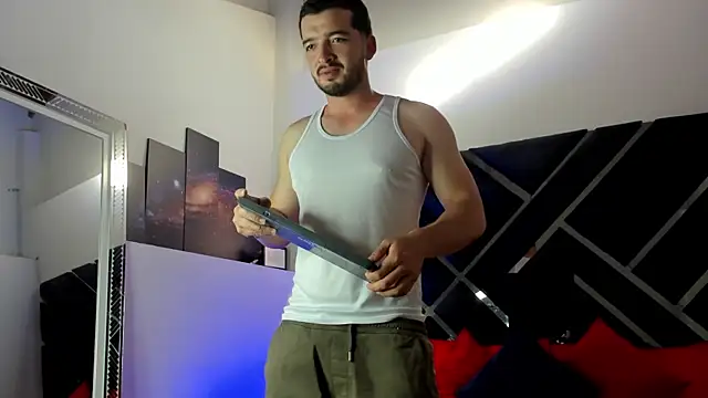 Logan Wolf-js online show from 17, 7, 2026