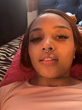 Snapshot of BratzDooll chatting on 21, 7, 2026 BratzDooll online show from 21, 7, 2026
