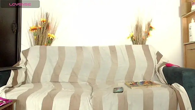 Snapshot of DalilaQueen_blowjob1 chatting on 28, 2, 2026 DalilaQueen blowjob1 online show from 28, 2, 2026