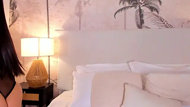 IvyStonne online show from 16, 3, 2026