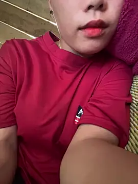 Snapshot of DoliceGirl2k chatting on 6, 6, 2026 DoliceGirl2k online show from 6, 6, 2026