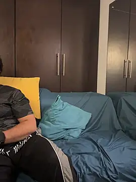 EmilyAndAndrew online show from 20, 2, 2026