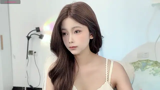 Memeli0 online show from 7, 4, 2026