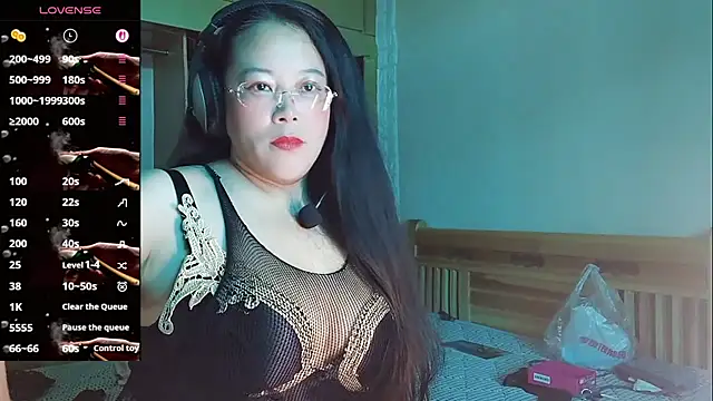 vivi523 online show from 7, 4, 2026