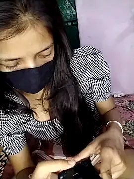 Naina-hott online show from 19, 3, 2026