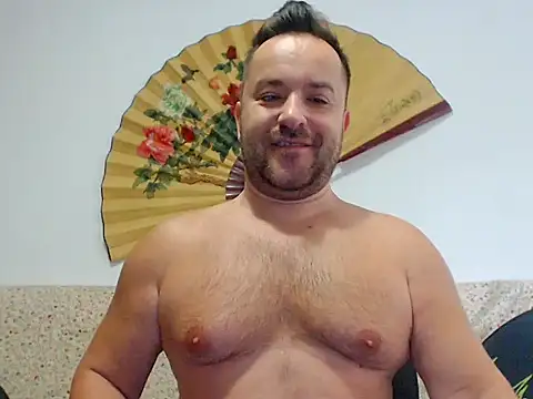 Hairy9inch online show from 16, 2, 2026