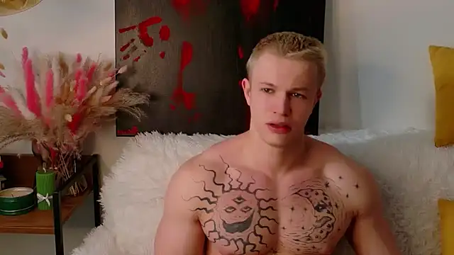 Snapshot of SterlingNoir chatting on 15, 2, 2026 SterlingNoir online show from 15, 2, 2026