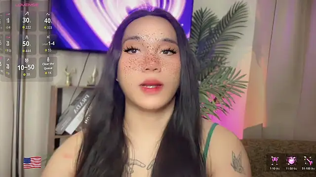 Kelly Mckinney online show from 27, 6, 2026
