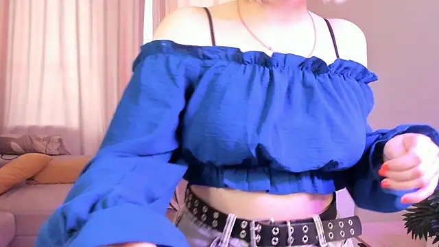 Snapshot of MariamGravert chatting on 14, 2, 2026 MariamGravert online show from 14, 2, 2026