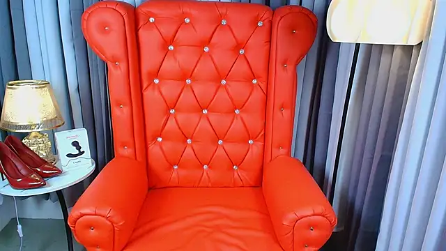 Maliyah Vaughan online show from 30, 4, 2026