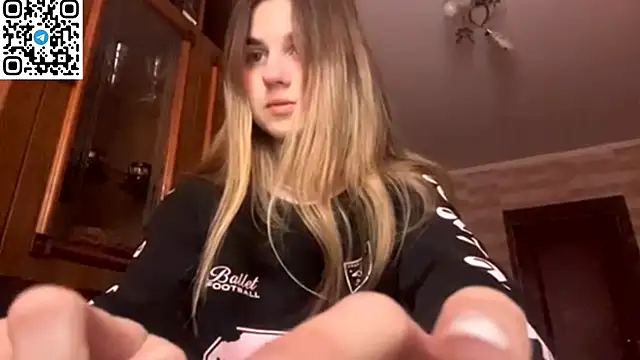 Snapshot of LovelySilk_63 chatting on 25, 2, 2026 LovelySilk 63 online show from 25, 2, 2026