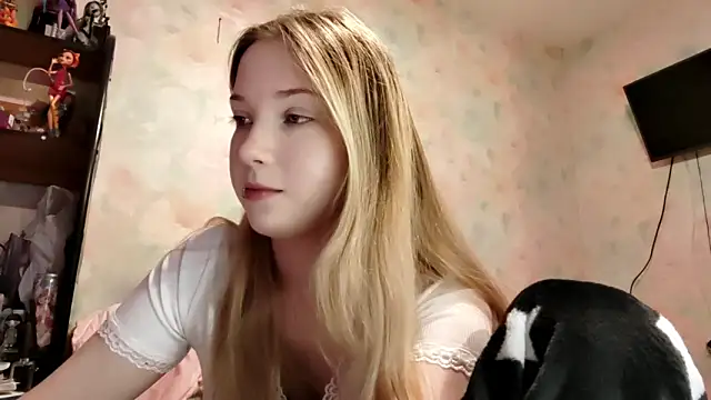 TiaBIanks online show from 4, 4, 2026