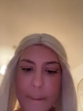 Red Blossom online show from 6, 3, 2026