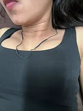 Snapshot of raavigirl chatting on 9, 7, 2026 raavigirl online show from 9, 7, 2026