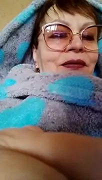 SophieBurns online show from 2, 3, 2026