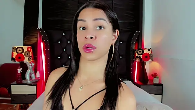 Makeyla Fox  online show from 2, 3, 2026