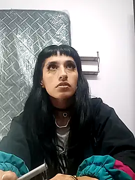 FRANCESCA LOVE  online show from 16, 4, 2026